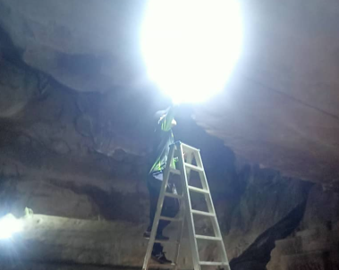 𝐊𝐄𝐑𝐉𝐀-𝐊𝐄𝐑𝐉𝐀 𝐏𝐄𝐍𝐘𝐄𝐍𝐆𝐆𝐀𝐑𝐀𝐀𝐍 𝐋𝐀𝐌𝐏𝐔 𝐃𝐈 𝐊𝐎𝐌𝐏𝐋𝐄𝐒𝐊 𝐆𝐔𝐀 𝐈𝐊𝐀𝐍 𝐃𝐀𝐁𝐎𝐍𝐆